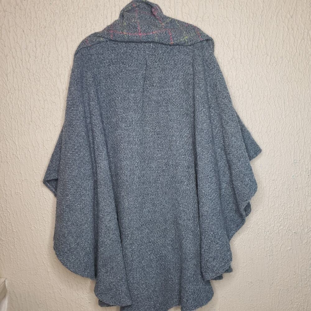 Blarney Woollen Mills Womens Weavers Wool Blend Knit Poncho Cardigan Scarf Combo - Picture 15 of 15